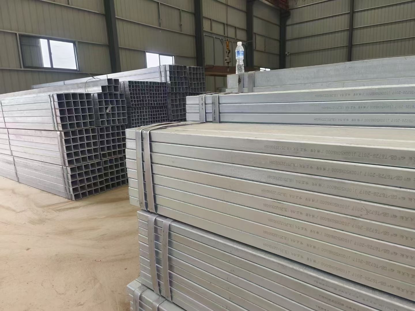Galvanized ERW steel pipe