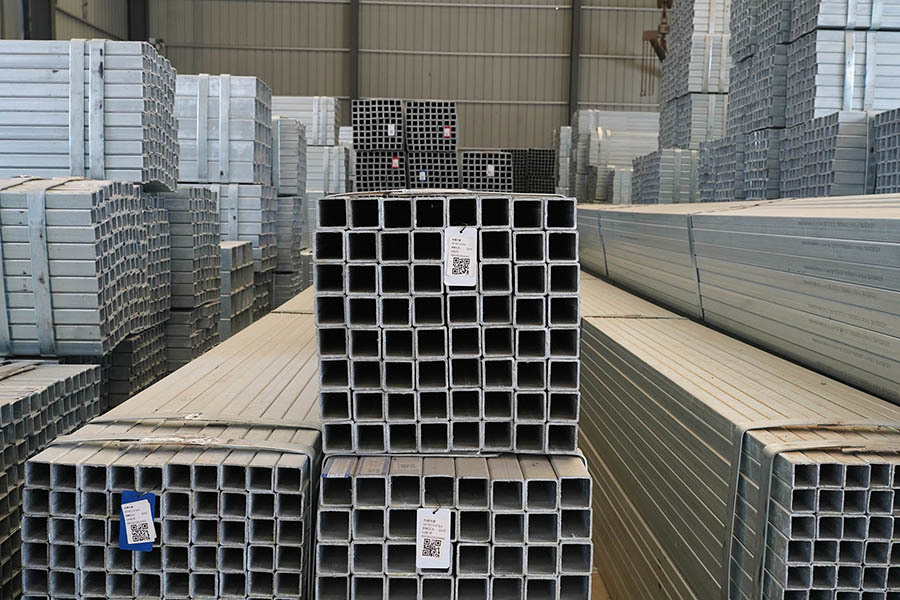 Hot-dip galvanized square tube