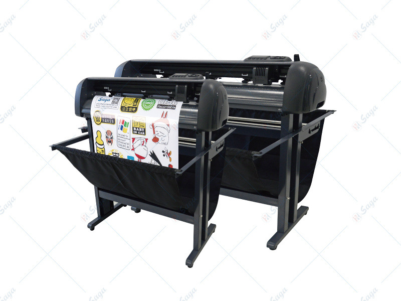 A Cutting Plotter with servo motor