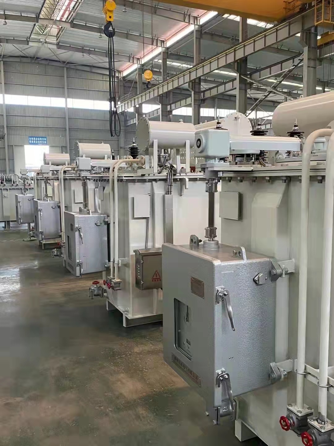 自主創(chuàng)新、科技引領(lǐng)——銅牛整流變載入中國電力出版社 《電力電子變流設(shè)備》