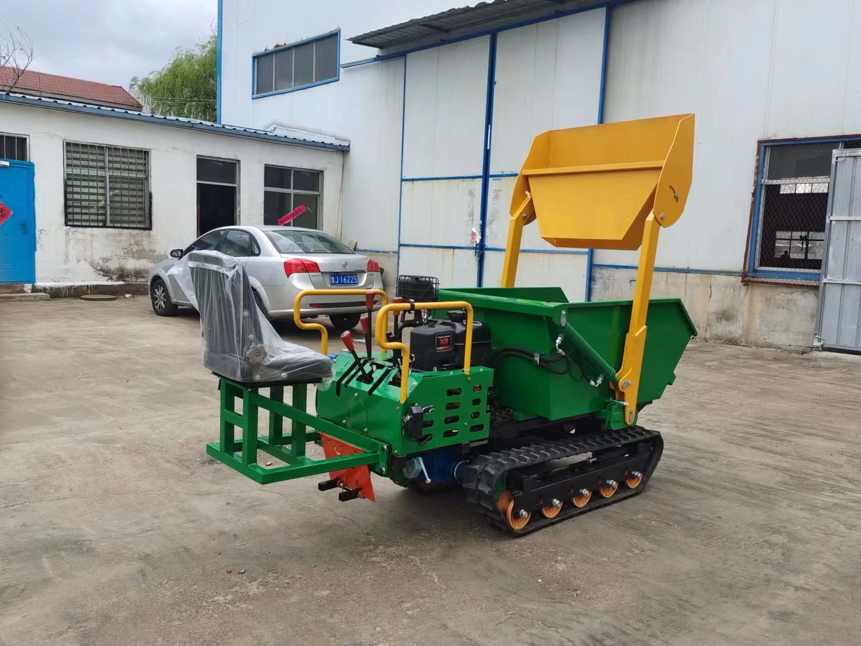 1000kg Agricultural Small Crawler Dumper Truck for Farm Use