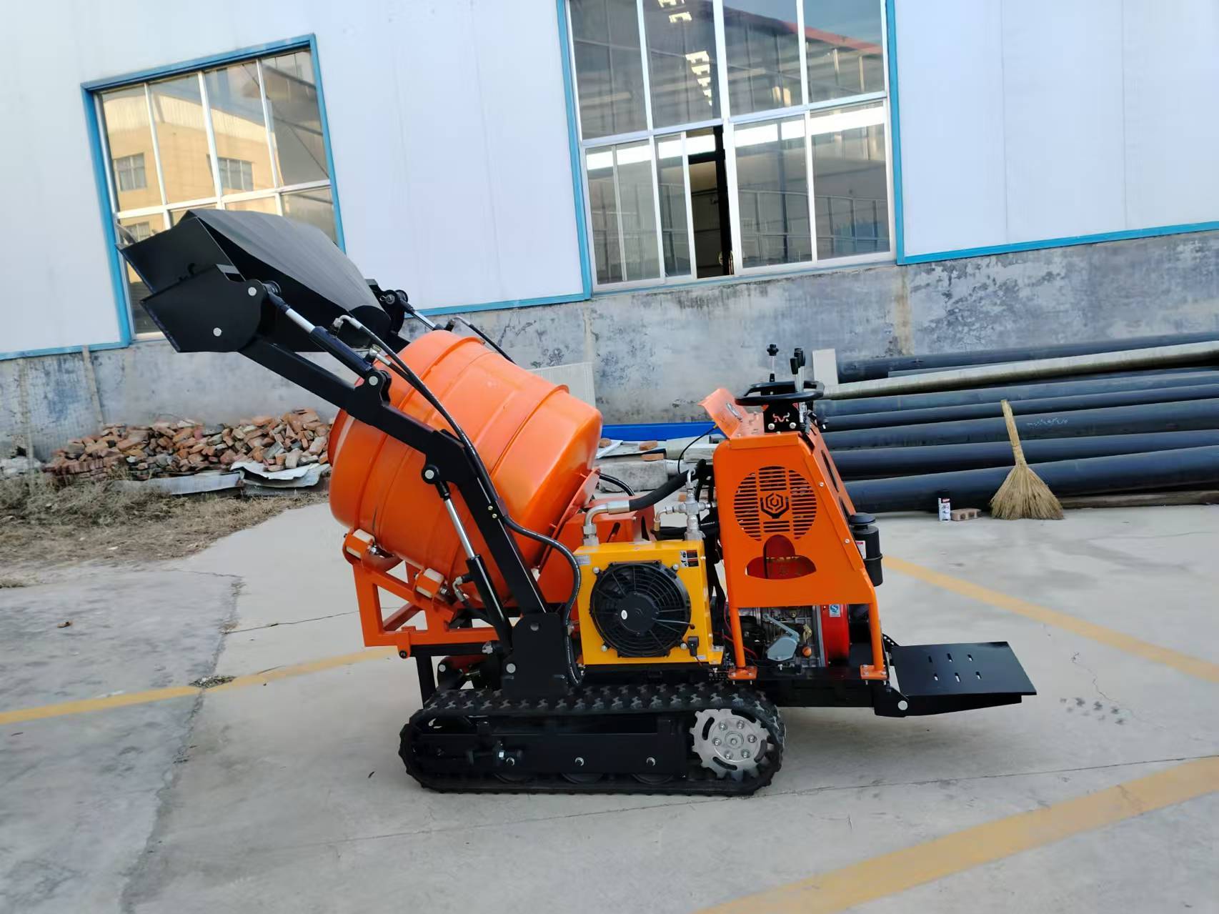Mini Automatic Loading 350L Crawler Concrete Mixer with Full Hydraulic