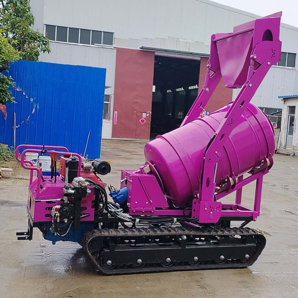 High Efficiency Small Portable Rubber Crawler Concrete Mixer