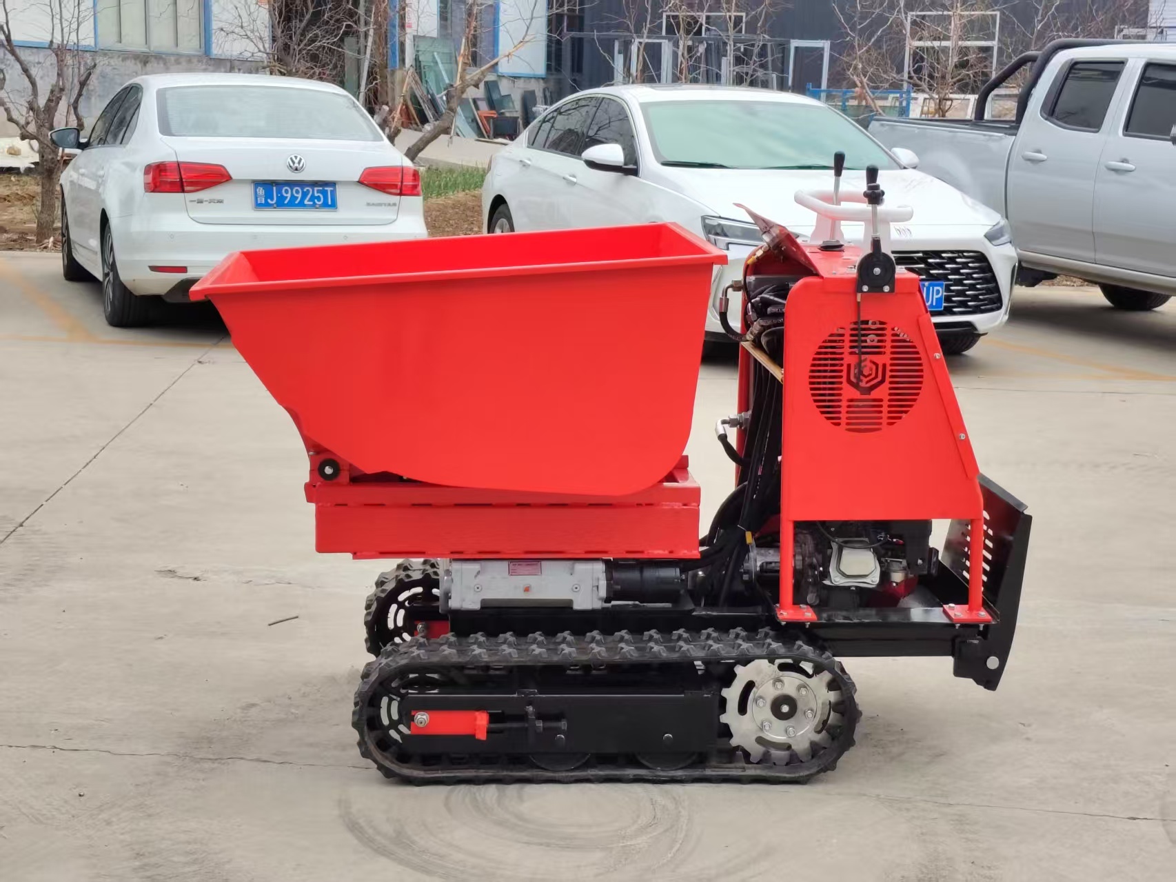 270 ° Rotating Hopper Mini 500KG Track Dumper