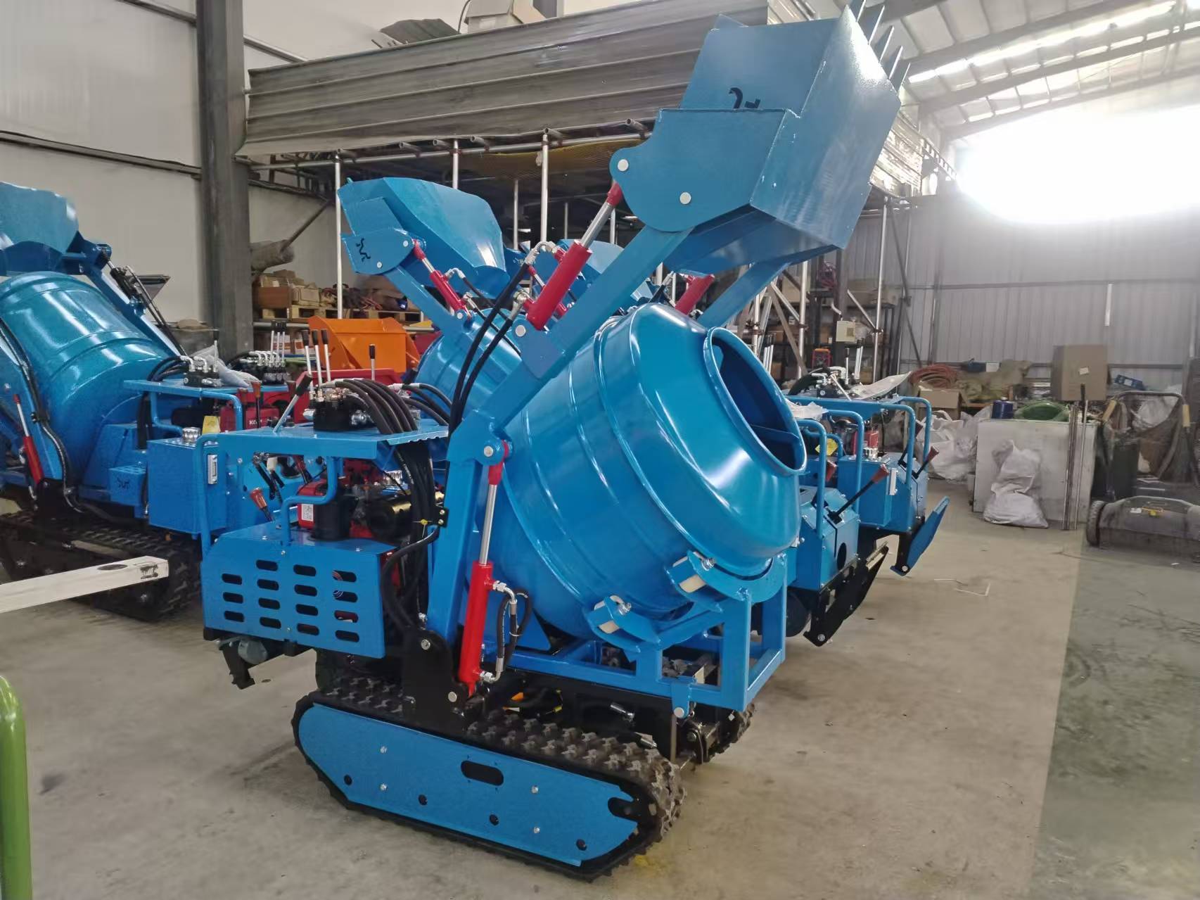 350L Mini Tracked Cement Mixer