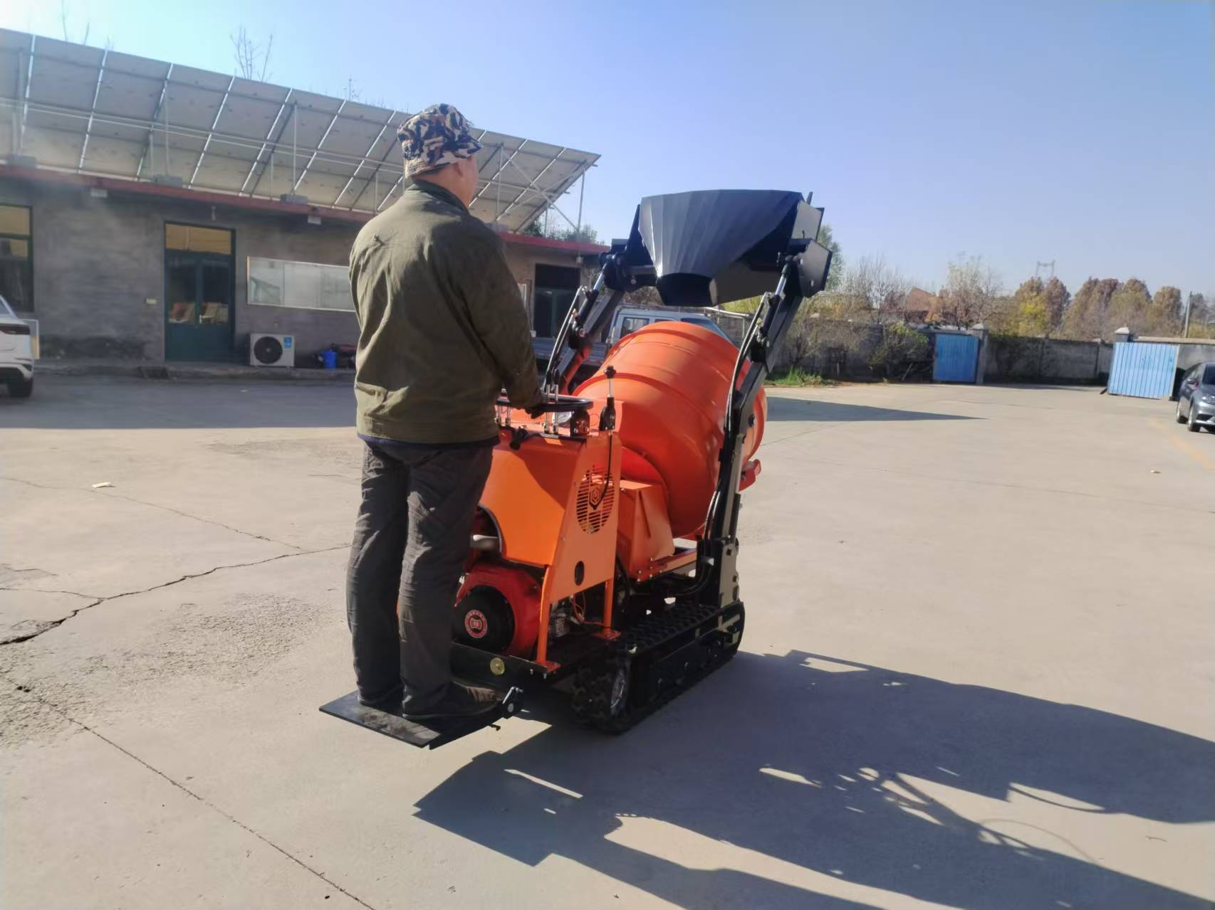 Mini Automatic Loading 350L Crawler Concrete Mixer with Full Hydraulic