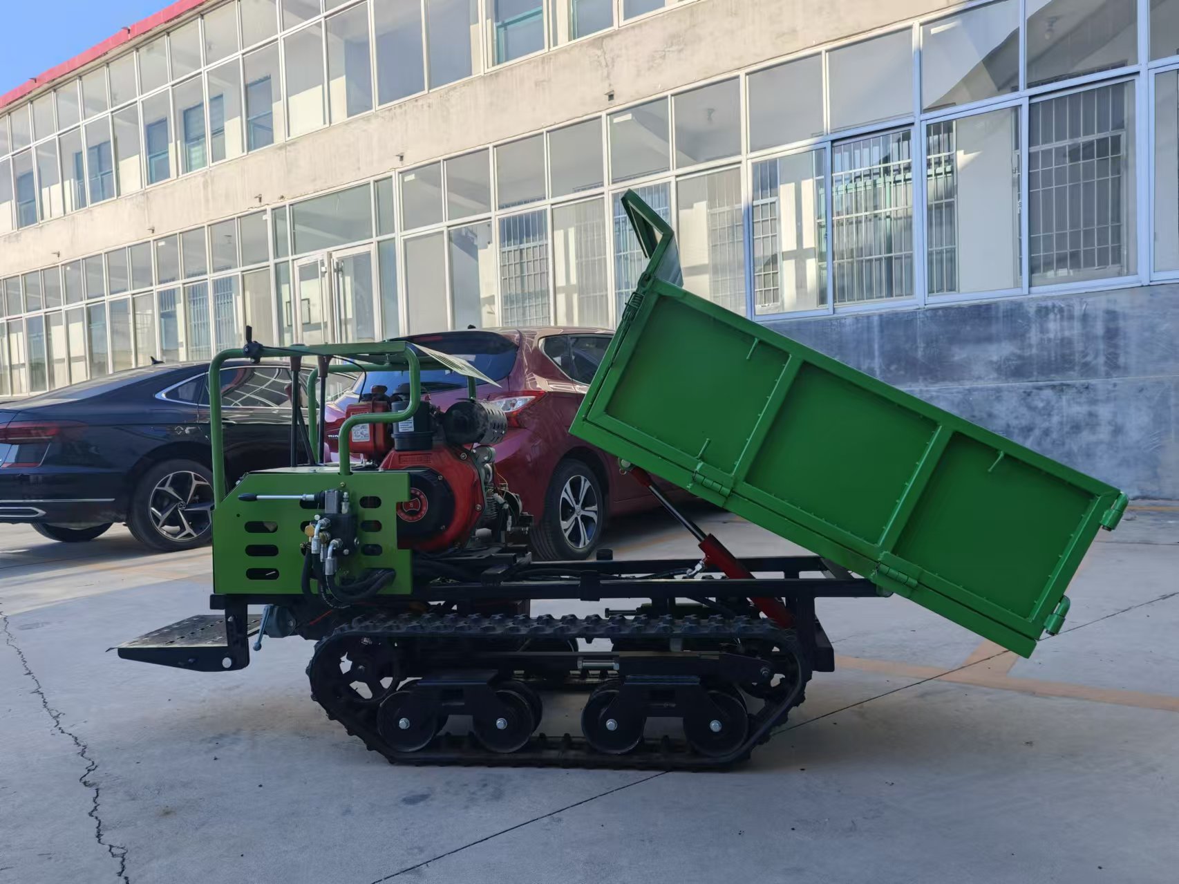 Multi-Function 500KG Mini Dumper Crawler with 1-Year Warranty