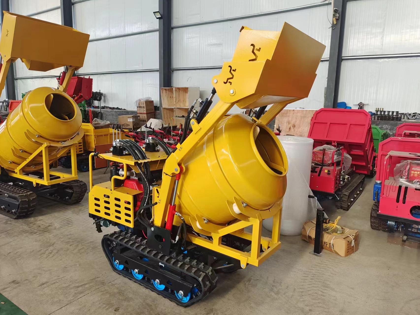 400L Mini Crawler Mixer Mini Skid Steer Mixer