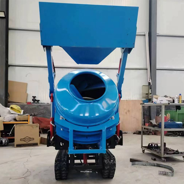 Tracked Cement Concrete Mixer with Factory Price