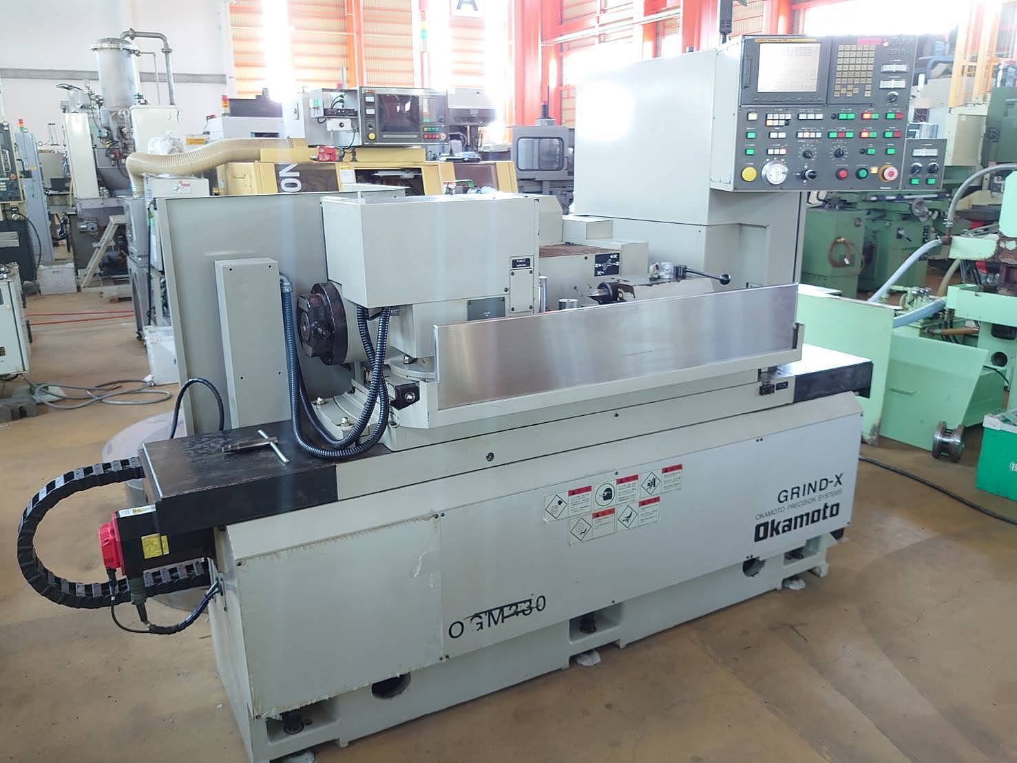 外圓磨床 岡本OGM330NCB 外圓磨床 岡本OGM330NCB