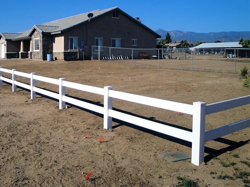 Hsj PVC Horse Fence Panel 4feet 5feet White 3 Rails 4 Rails PVC Plastic Vinyl Farm Fence