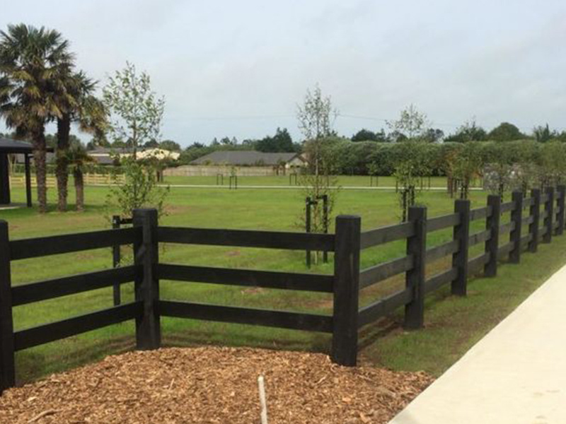 Hsj 54 Inch High X 8FT Wide 4 Rail Crossbuck PVC Ranch Fence Cross-Rail Farm Horse Vinyl Fencing
