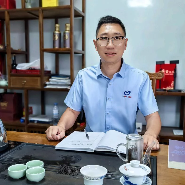 黄先东