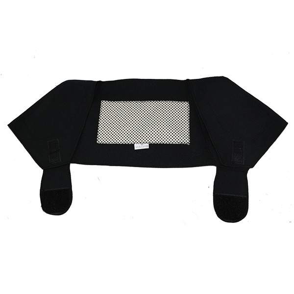 Self-heating knee pads
