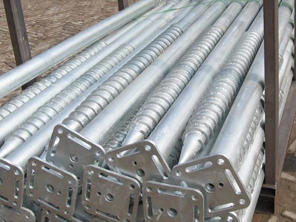 Working principle of photovoltaic spiral pile driver