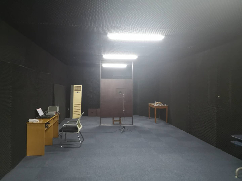 Full performance test room