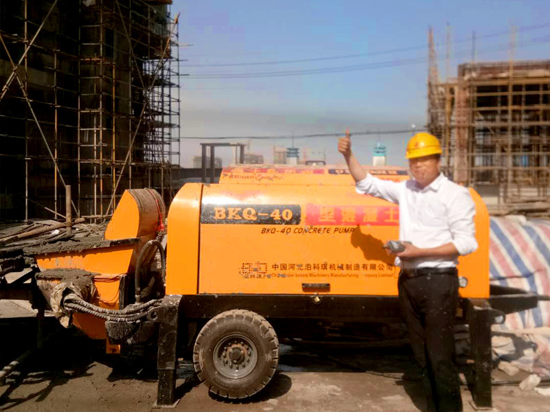 安徽小型混凝土地泵施工现场