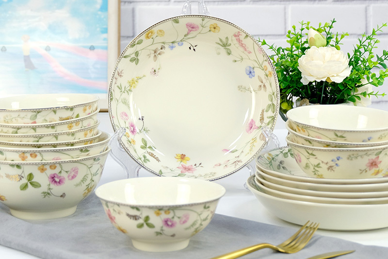 Ivory porcelain 16-piece set, hand in hand for a lifetime.