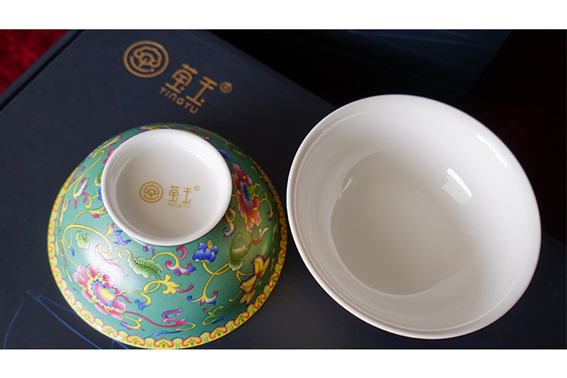 珐琅彩碗