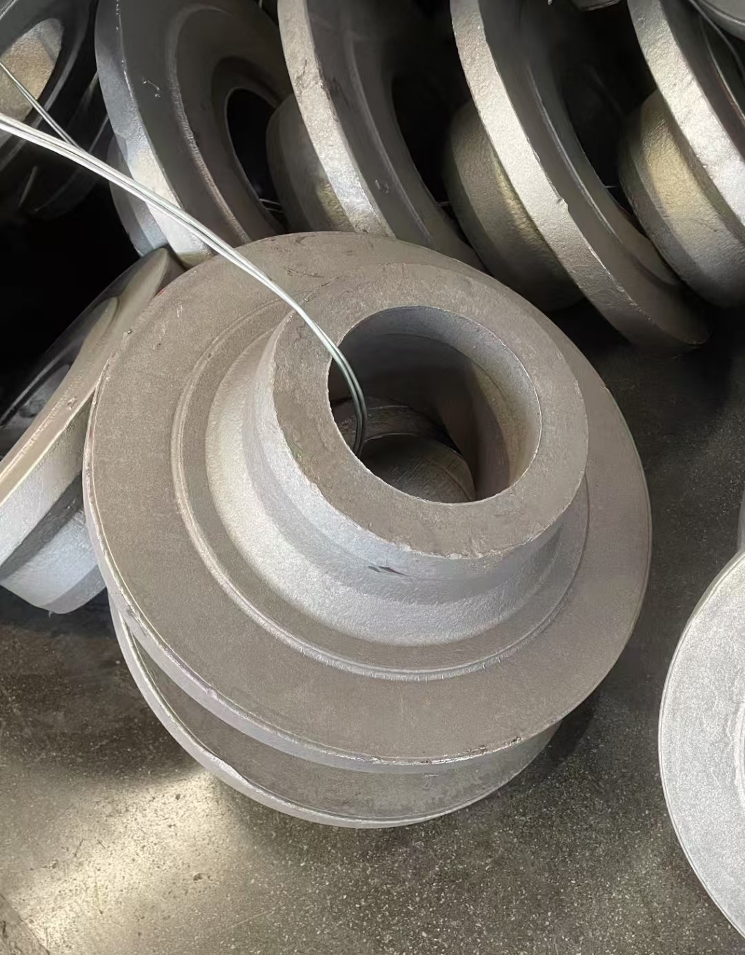 Closed Die Forging Worm Gear  Gear Rack Gear Blanks Gear Wedge Gear Ring Gear Pin Pinion Gear Carburizing