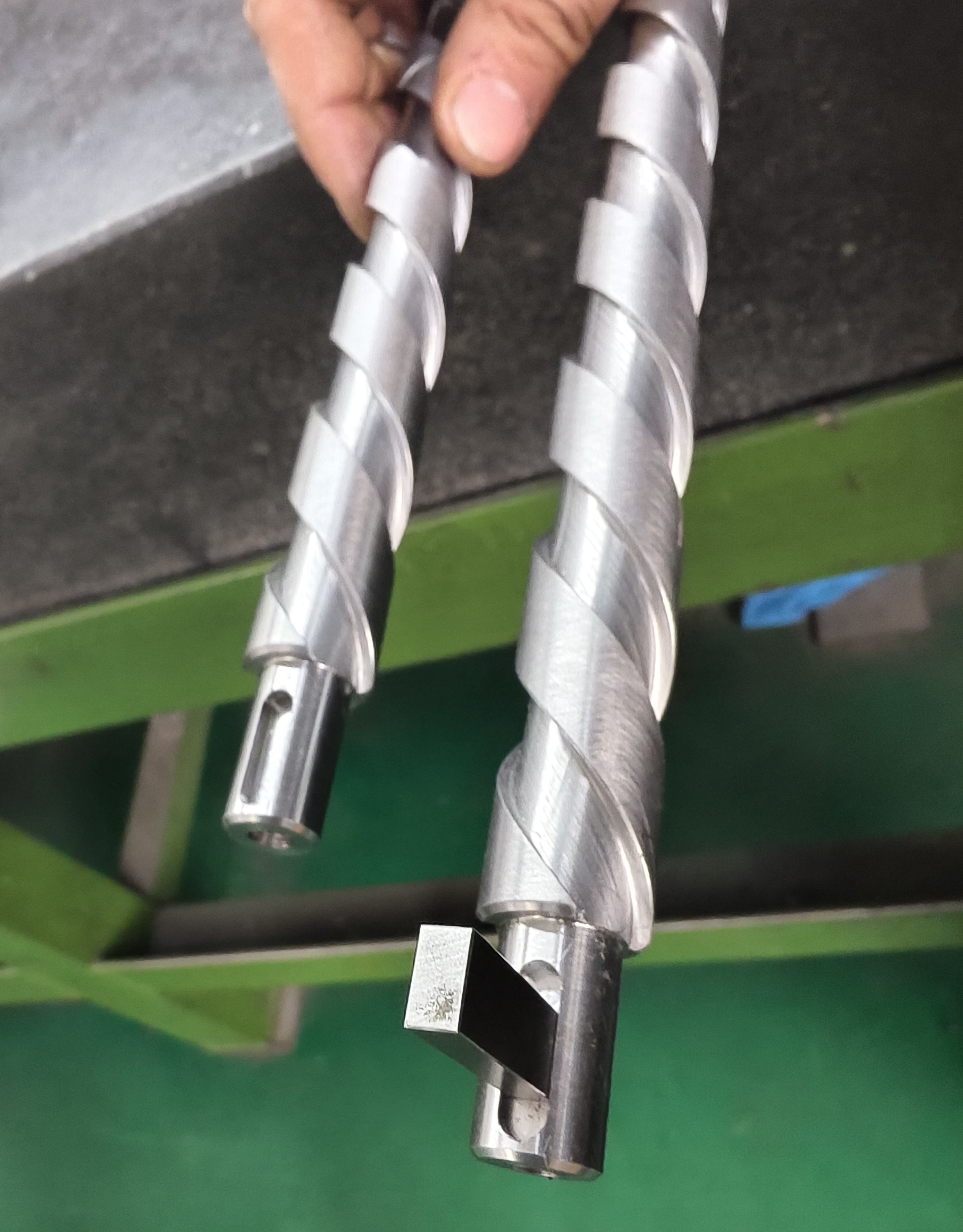 Casing Head Housing Tubing Head Spool Tubing Used for Tunnel Boring Turning Manufacturing Process