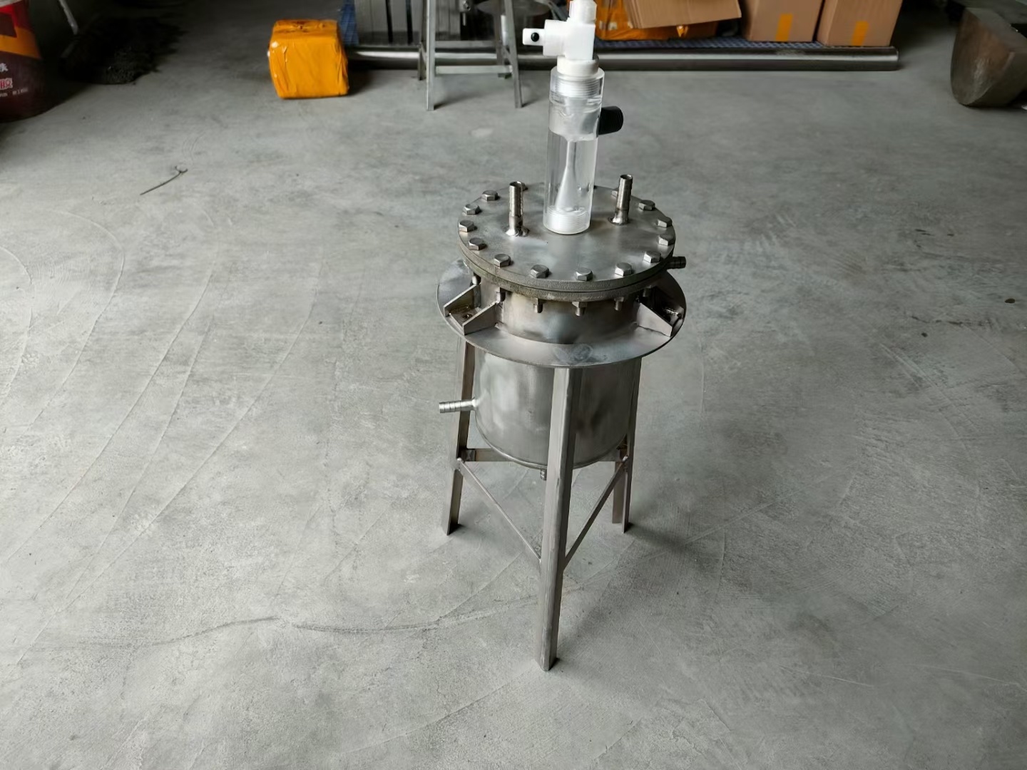 Customize Steel Hardware Components and Steel Watch Panels Using Q235 Steel Punching and Punching Technology