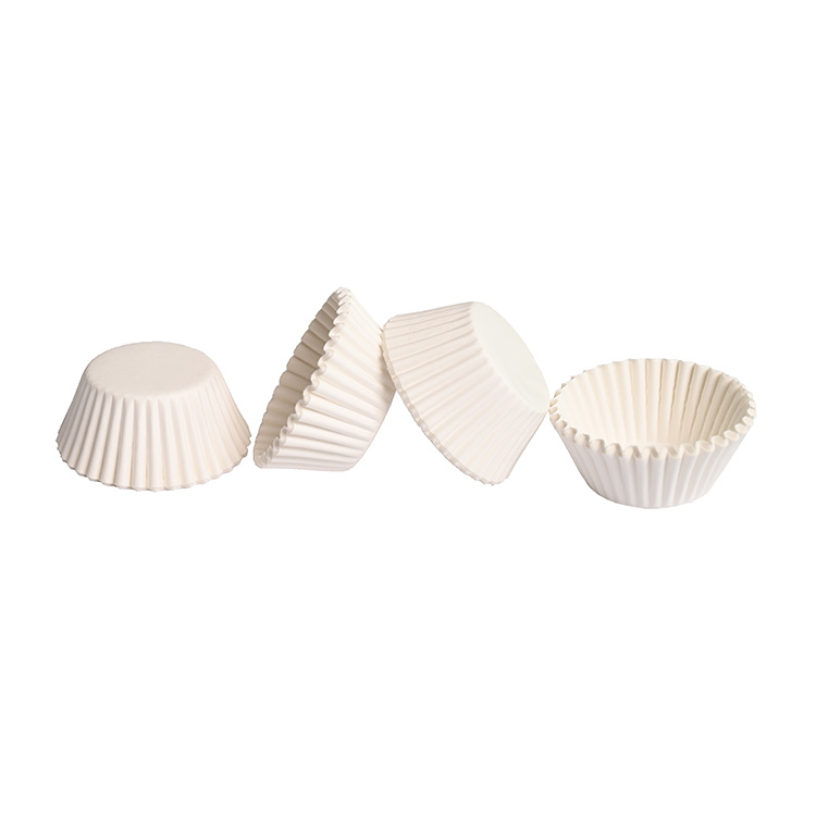 White cake cup