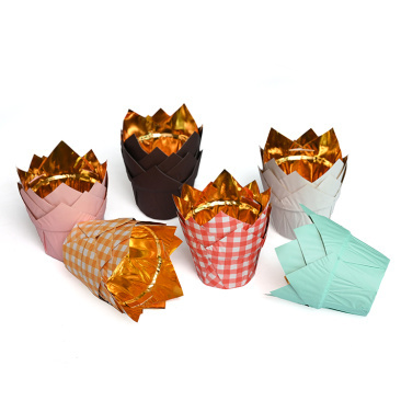 Blooming Elegance: Tulip Cake Cups for Stylish Baking