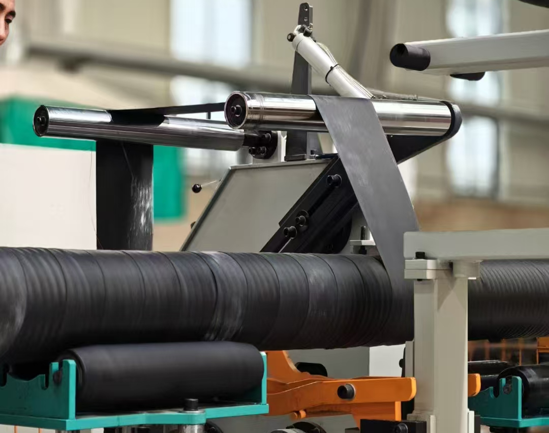 "Understanding the Manufacturing Process of Industrial Rubber Hoses" "Understanding the Manufacturing Process of Industrial Rubber Hoses"