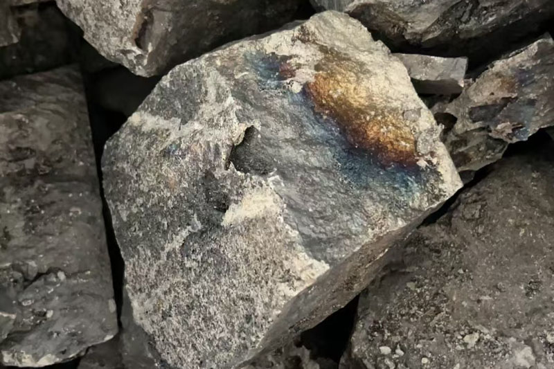 高锰自然块