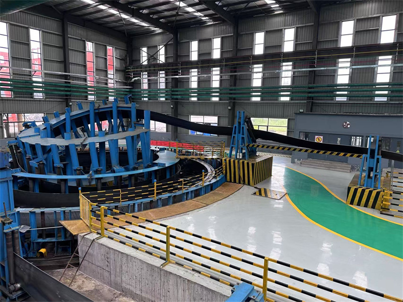 Uncoil rolling machine