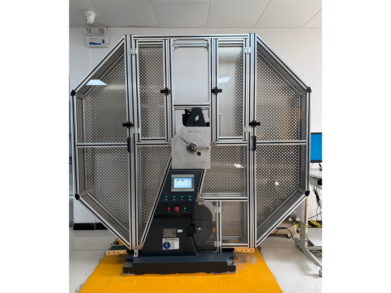 Large size impact test machine
