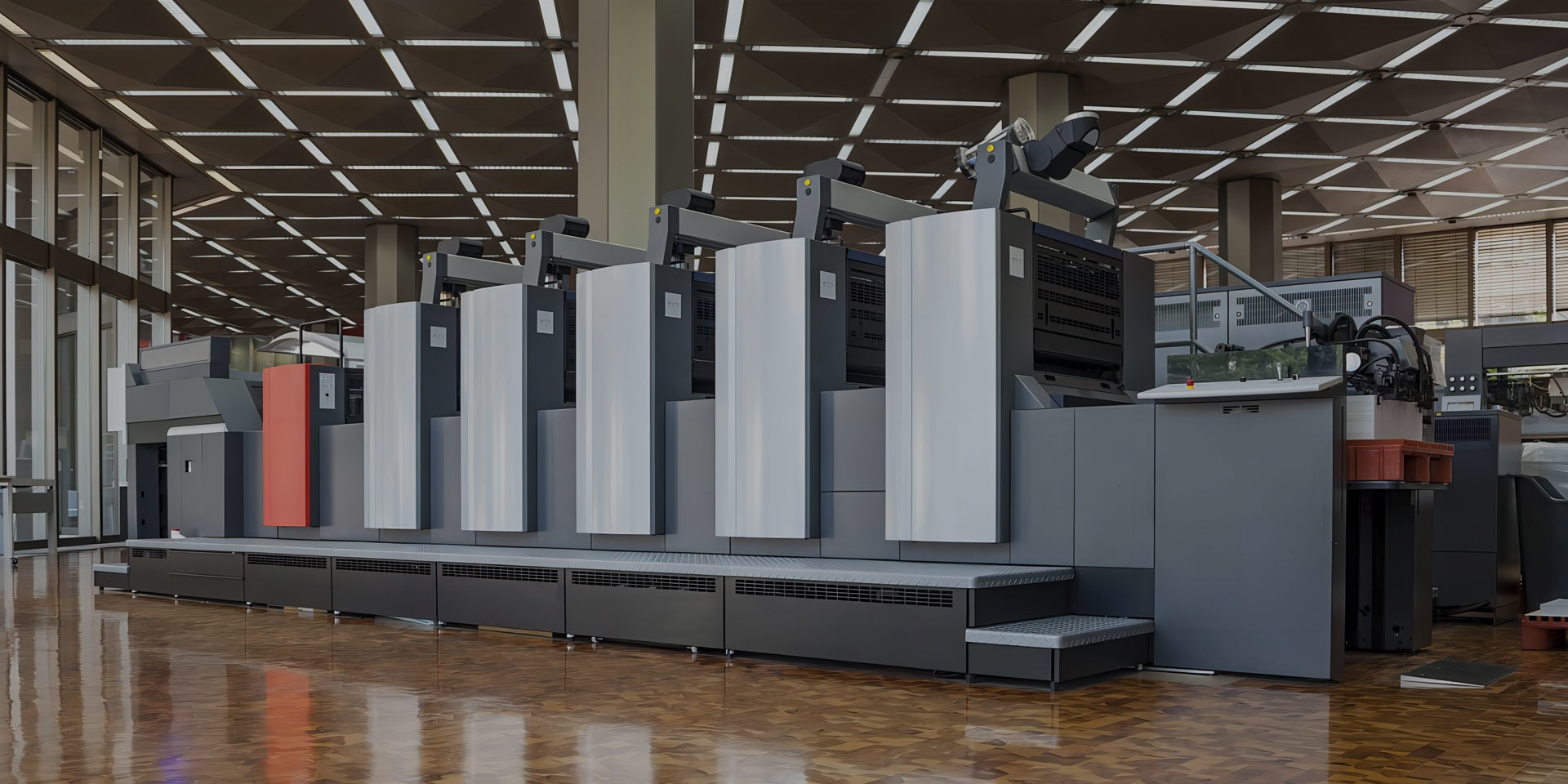 Platform die cutting machine