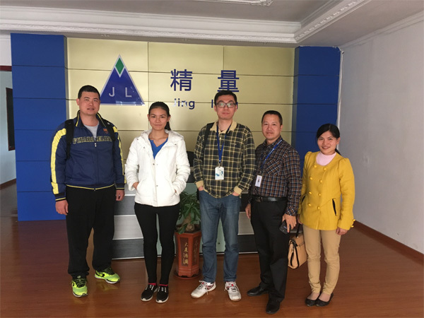 Customer visit 01
