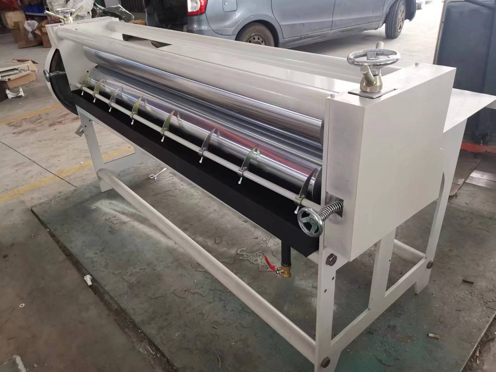 璐然JS型瓦楞裱坑機(jī)作用和原理
