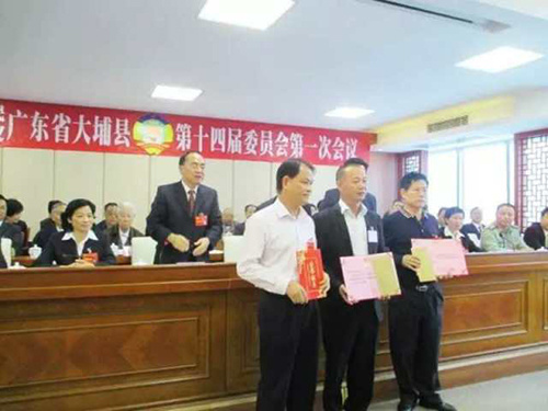乡情之心 红波推动新农村建设规划之路
