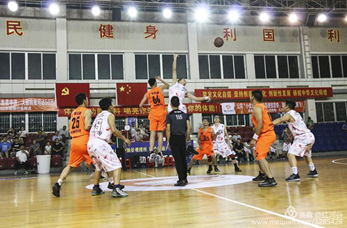 广东红波VS机关工会---一个摄影人拍摄记录的“佛山农商银行杯”三水乐平镇蓝球半决赛