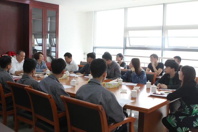 调整心态，实现从学生身份到职业人的转变
