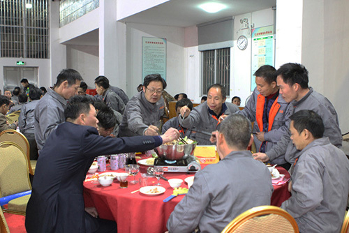 热烈祝贺红波建材“匠心制造，共创未来——1988-2017辞旧迎新联谊晚会”圆满成功