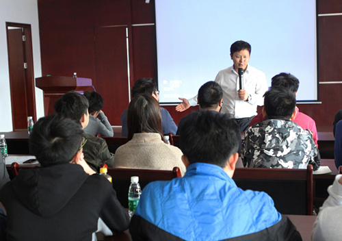 选择决定未来——广轻工学子到红波参加院校毕业生现场招聘