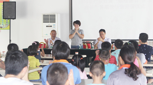 【公司新闻】暑假热浪来袭!大小朋友都来红波“玩”了