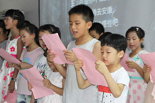 【公司新闻】快乐营闭营 小朋友各显身手