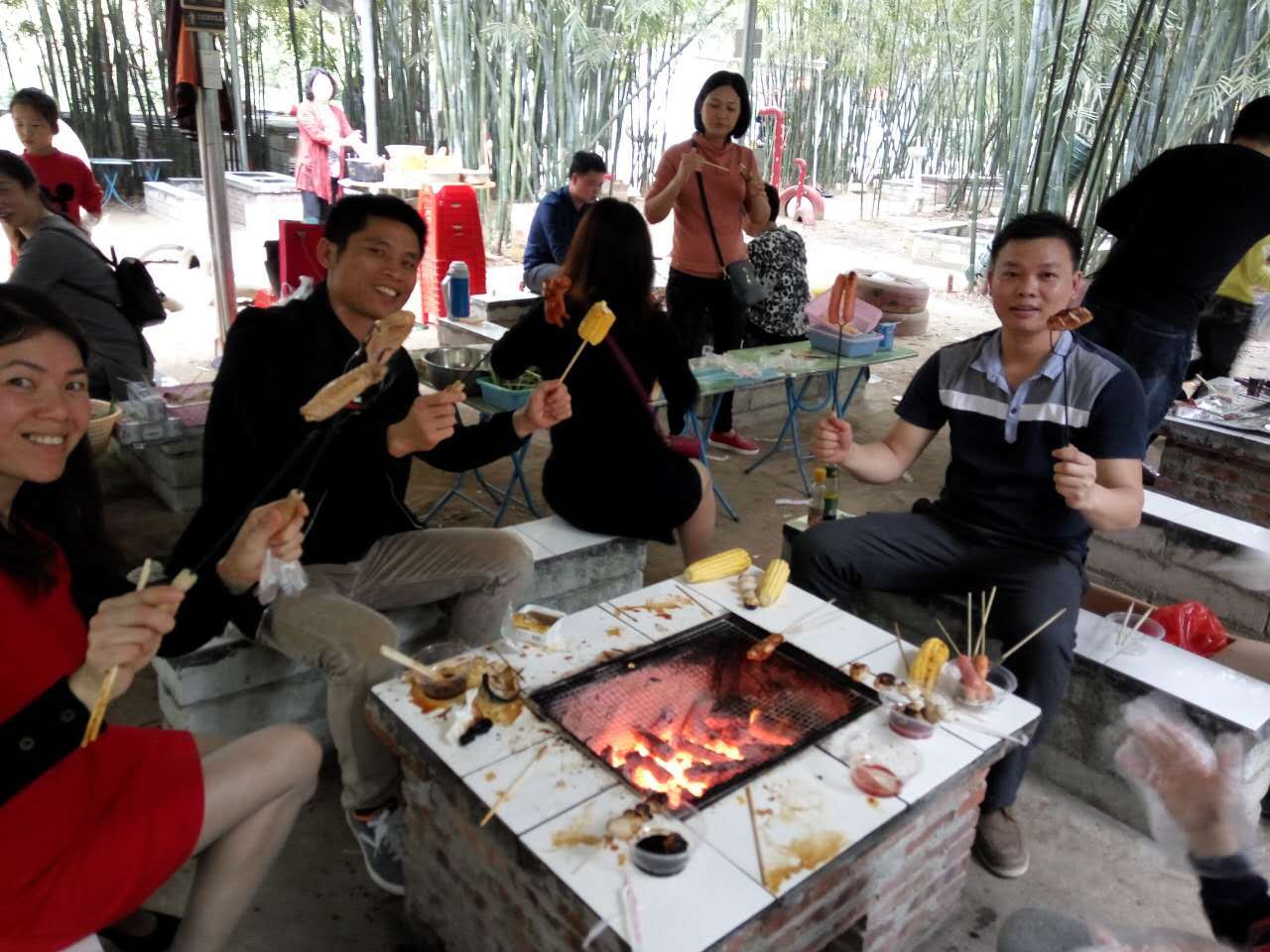 2017/3/5祝贺妇女节烧烤聚会