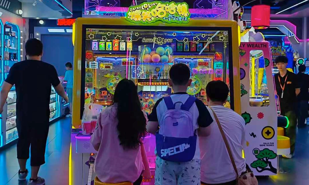 Amusement machines make the summer vacation fun