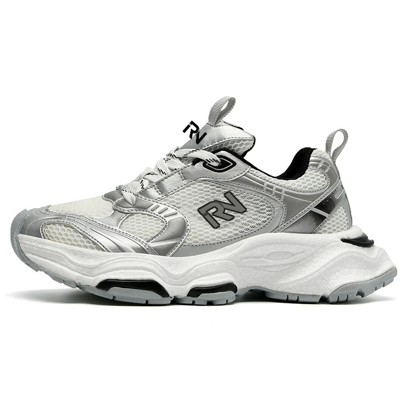 STREETWEAR FASHION SNEAKERS