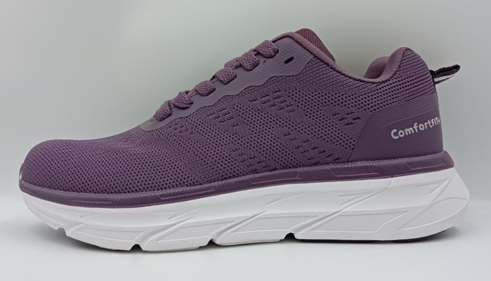 RUNNING SHOES