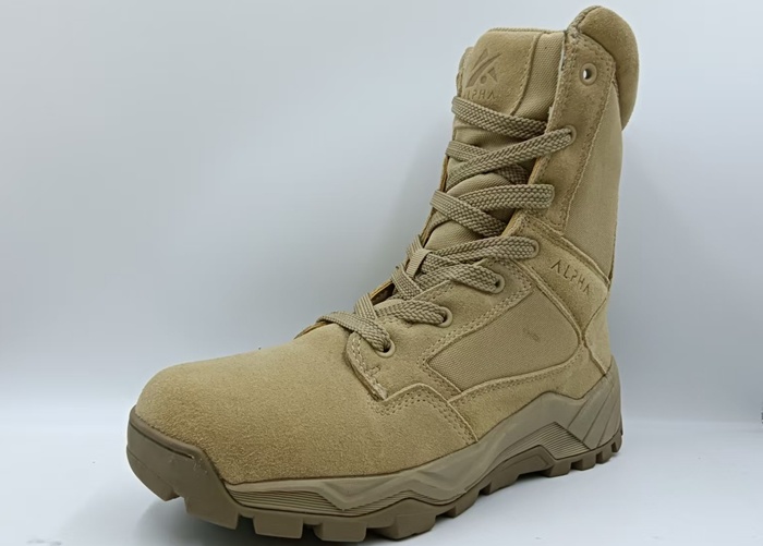 HIKING SHOES