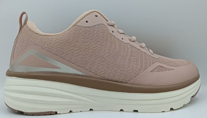 RUNNING SHOES