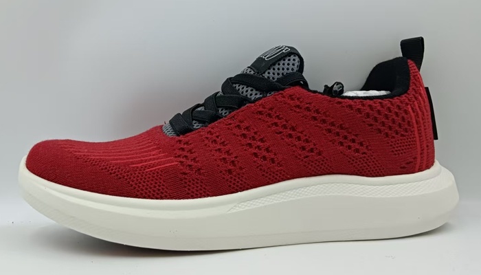 RUNNING SHOES