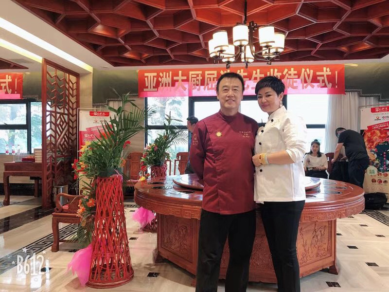 國(guó)際烹飪藝術(shù)大師、中華非物質(zhì)文化遺產(chǎn)繼承人-屈浩